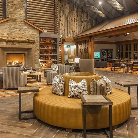 Exquisite Upscale Oasis - Ski Resort-2